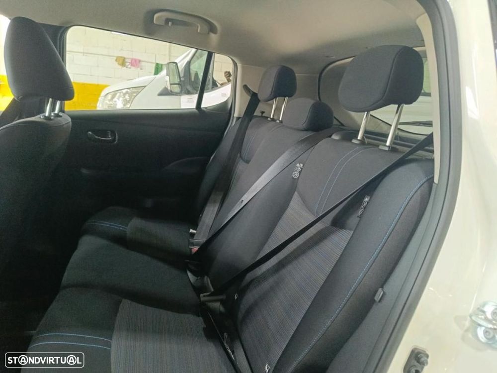 Nissan Leaf N-Connecta - 6