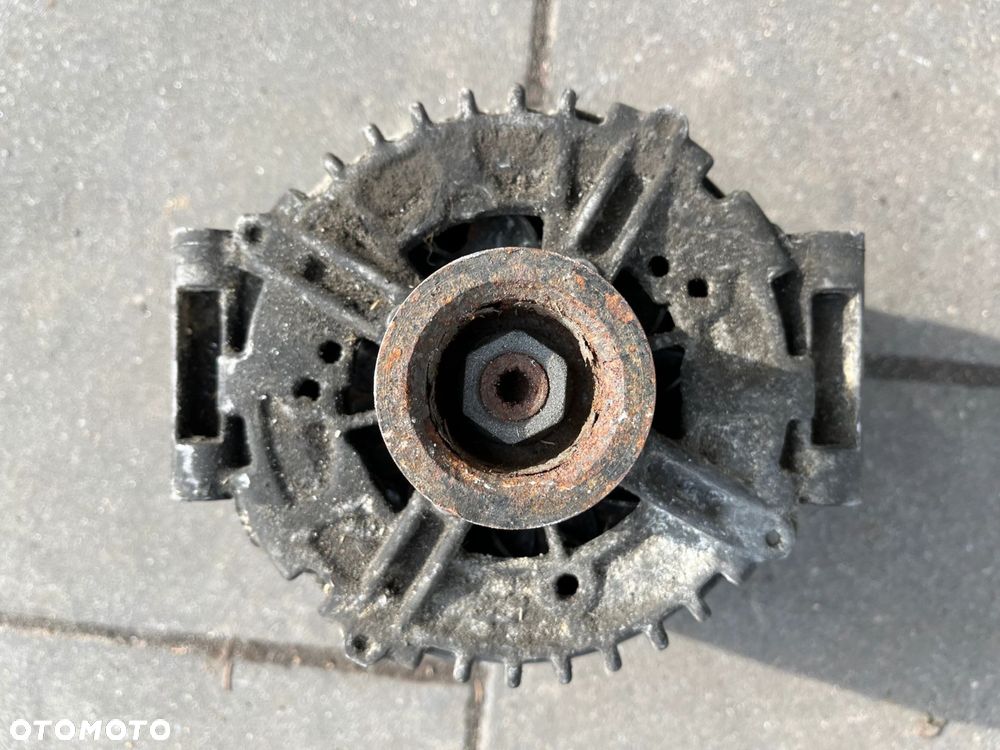 ALTERNATOR MERCEDES W221 A0131540602 - 3