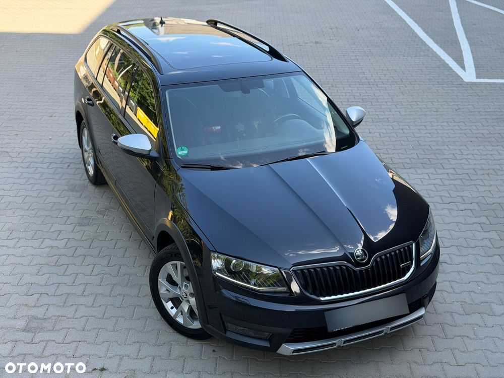 Skoda Octavia 2.0 TDI 4x4 DSG Scout - 15
