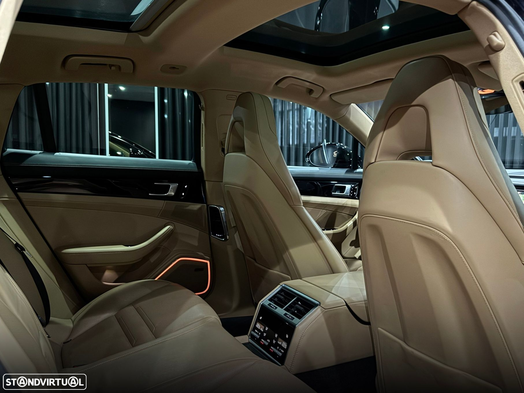 Porsche Panamera Sport Turismo - 52