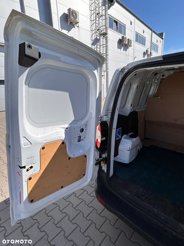 Ford TRANSIT COURIER - 20