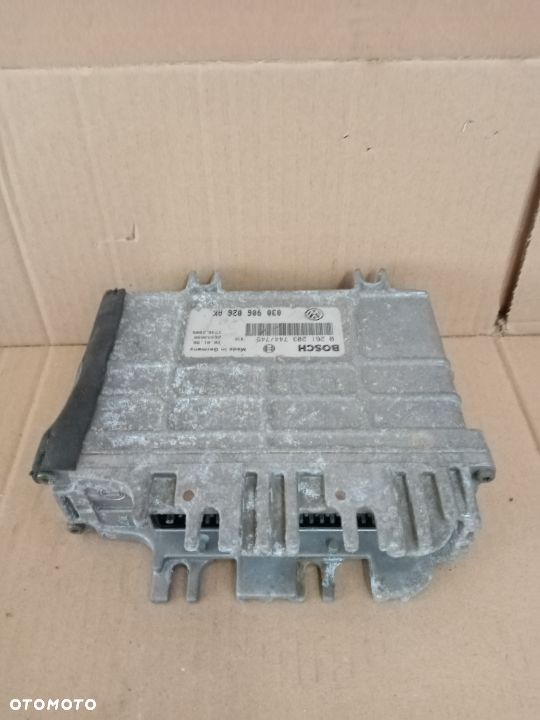 Komputer sterownik silnika VW Polo III 6N 1.0 030906026AK - 1