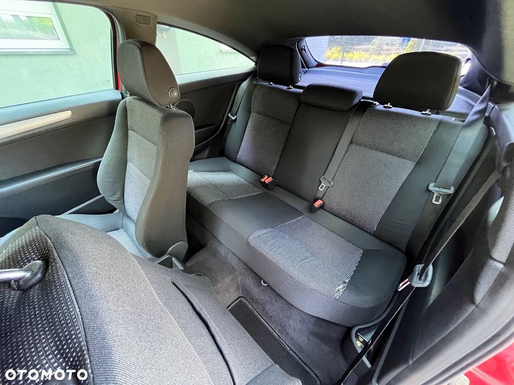 Opel Astra 1.6 Essentia - 20