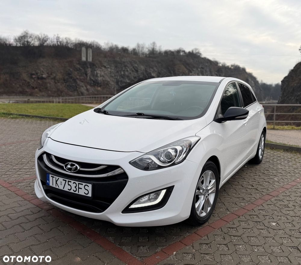 Hyundai i30 1.4 Premium - 1