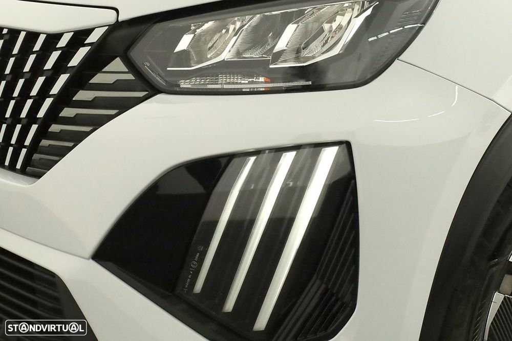 Peugeot 2008 1.2 PureTech Allure - 6