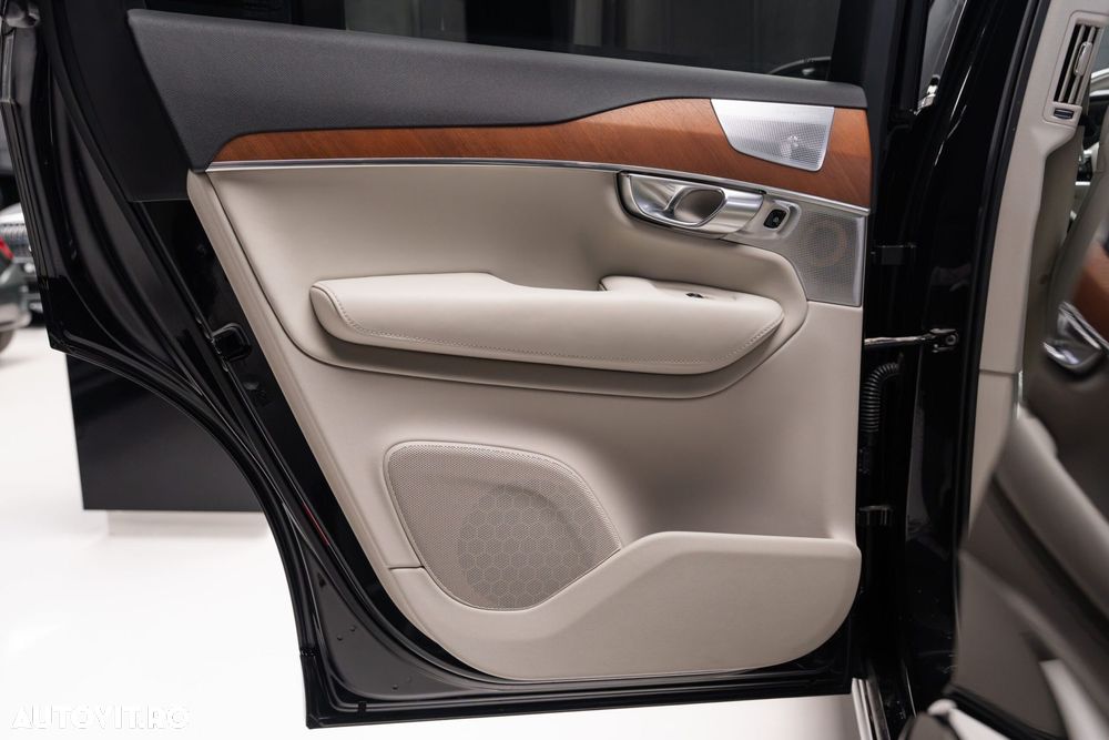 Volvo XC 90 - 34