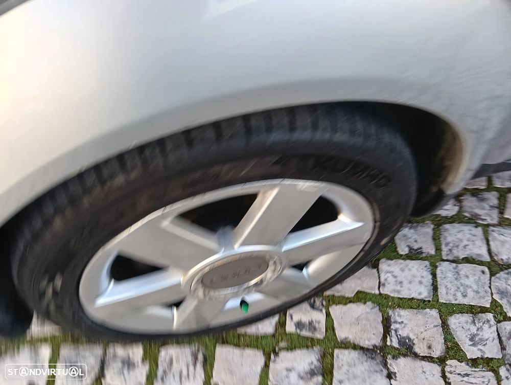 Audi A2 1.4 Attraction - 3