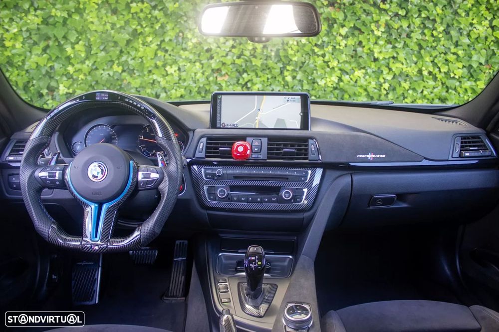 BMW 320 d Auto Pack M - 17