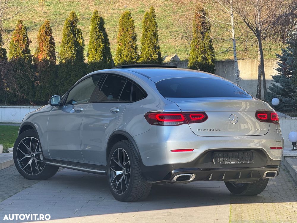 Mercedes-Benz GLC Coupe 300 de 4Matic 9G-TRONIC AMG Line Plus - 11
