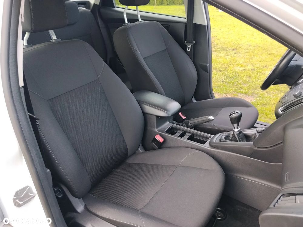 Ford Focus 1.5 TDCi Trend - 17