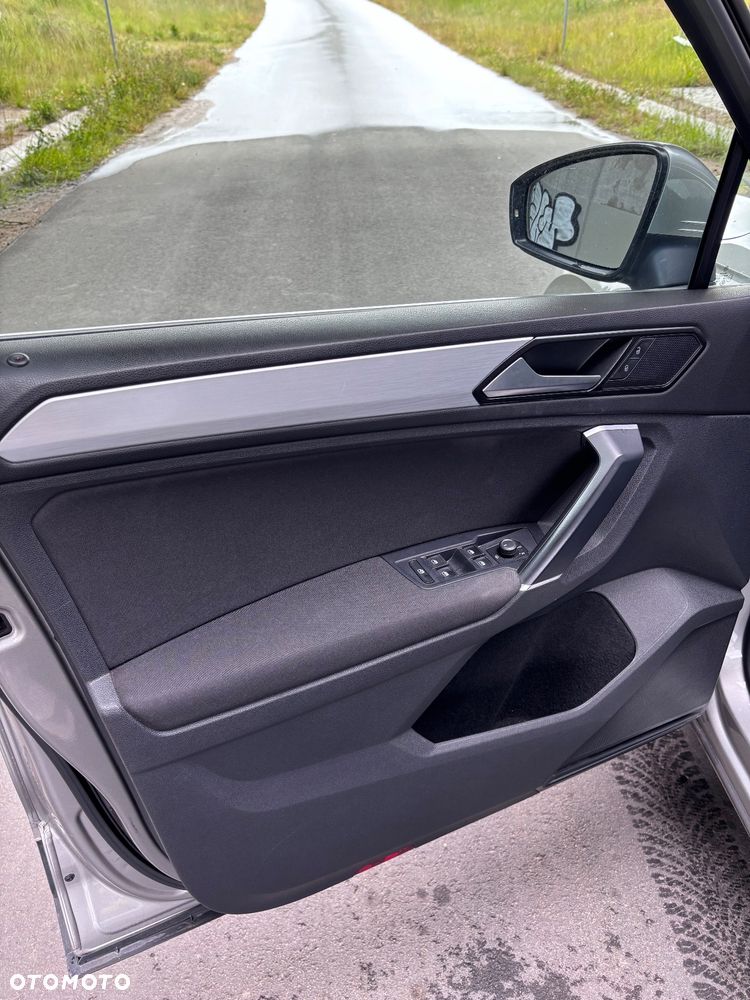 Volkswagen Tiguan 2.0 TDI BMT SCR 4Mot Comfortline DSG - 9