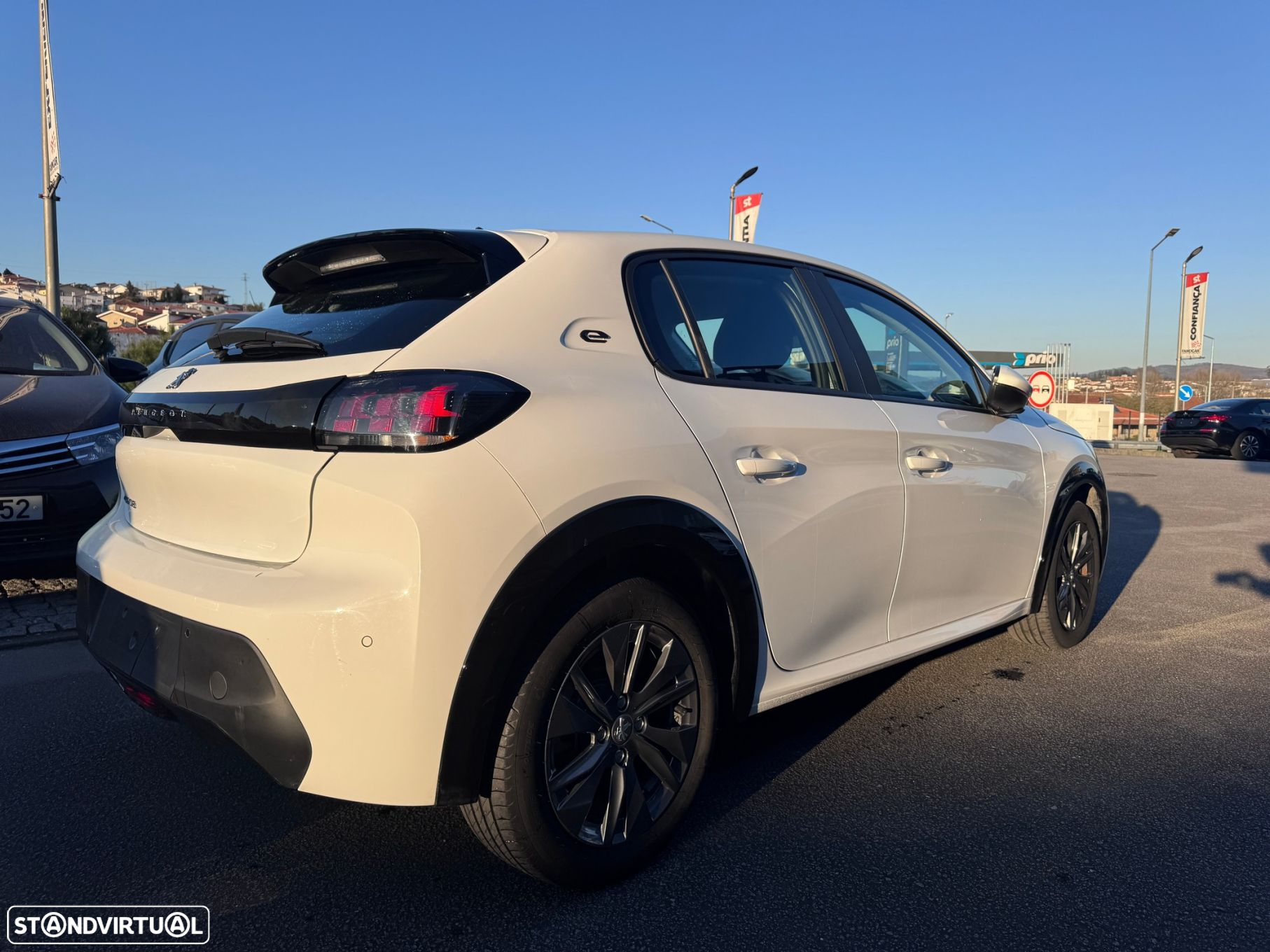 Peugeot e-208 Active - 5