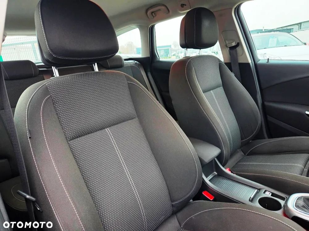 Opel Astra IV 1.4 T Cosmo - 28