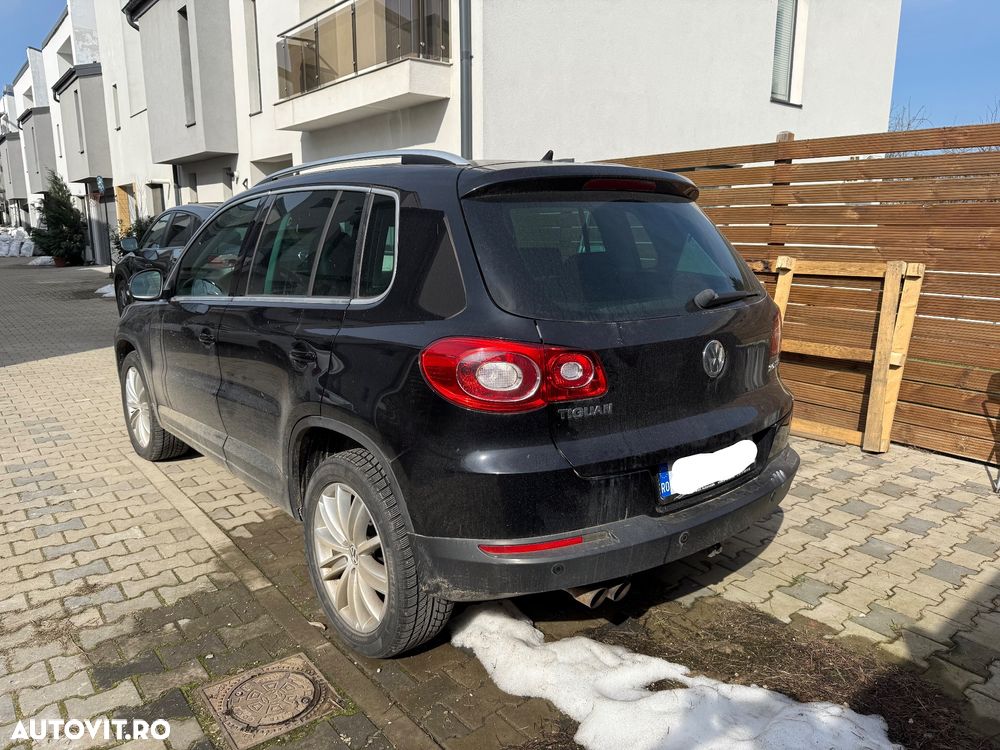 Volkswagen Tiguan - 6
