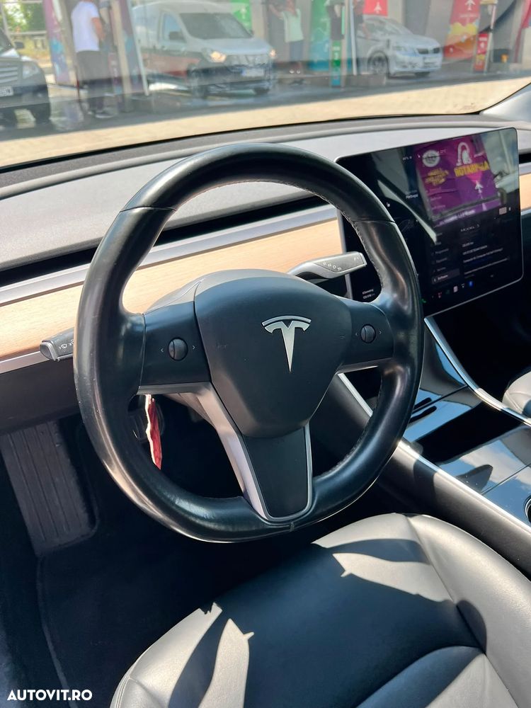 Tesla Model 3 - 15