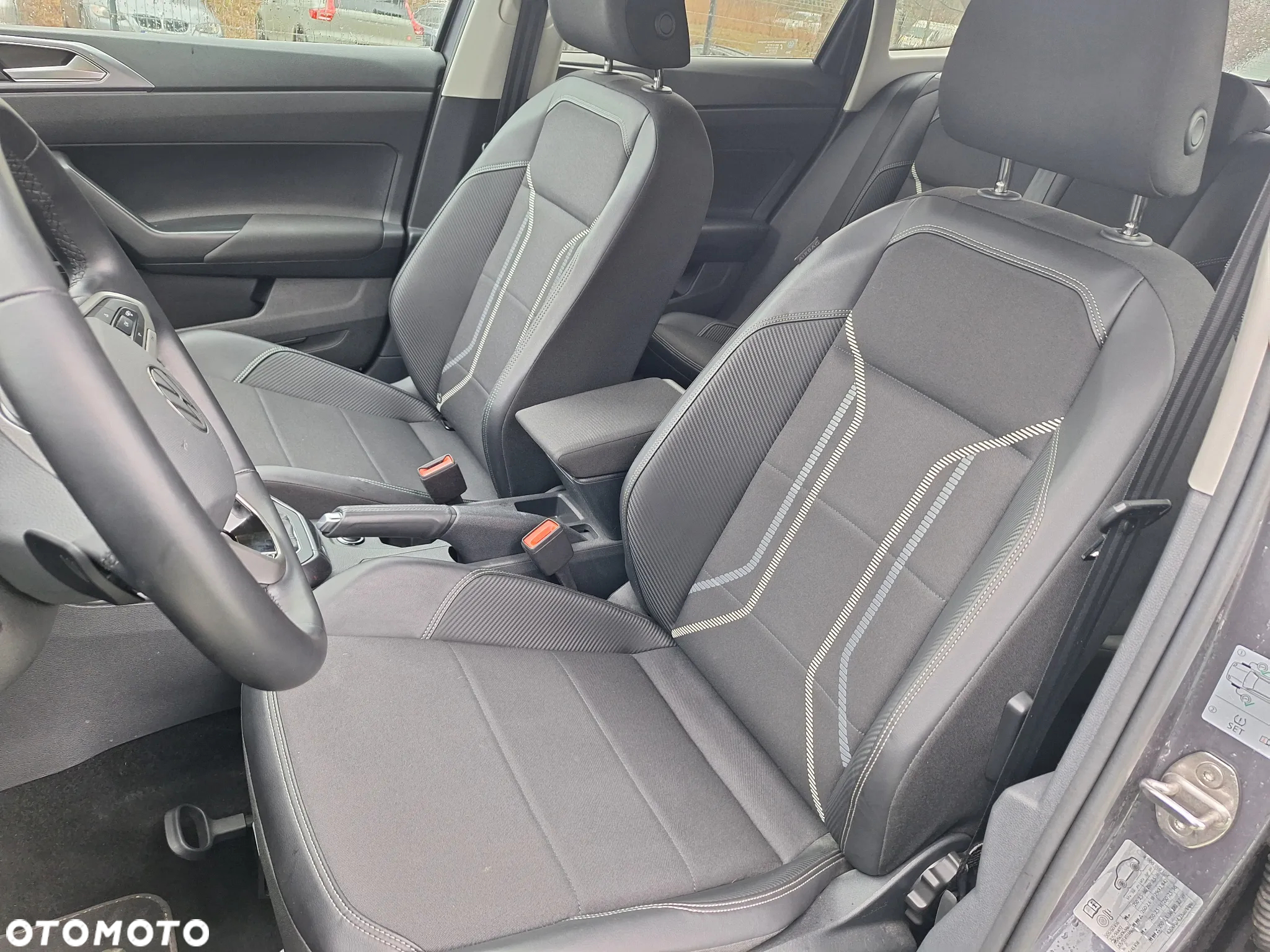 Volkswagen Taigo 1.0 TSI Style DSG - 6