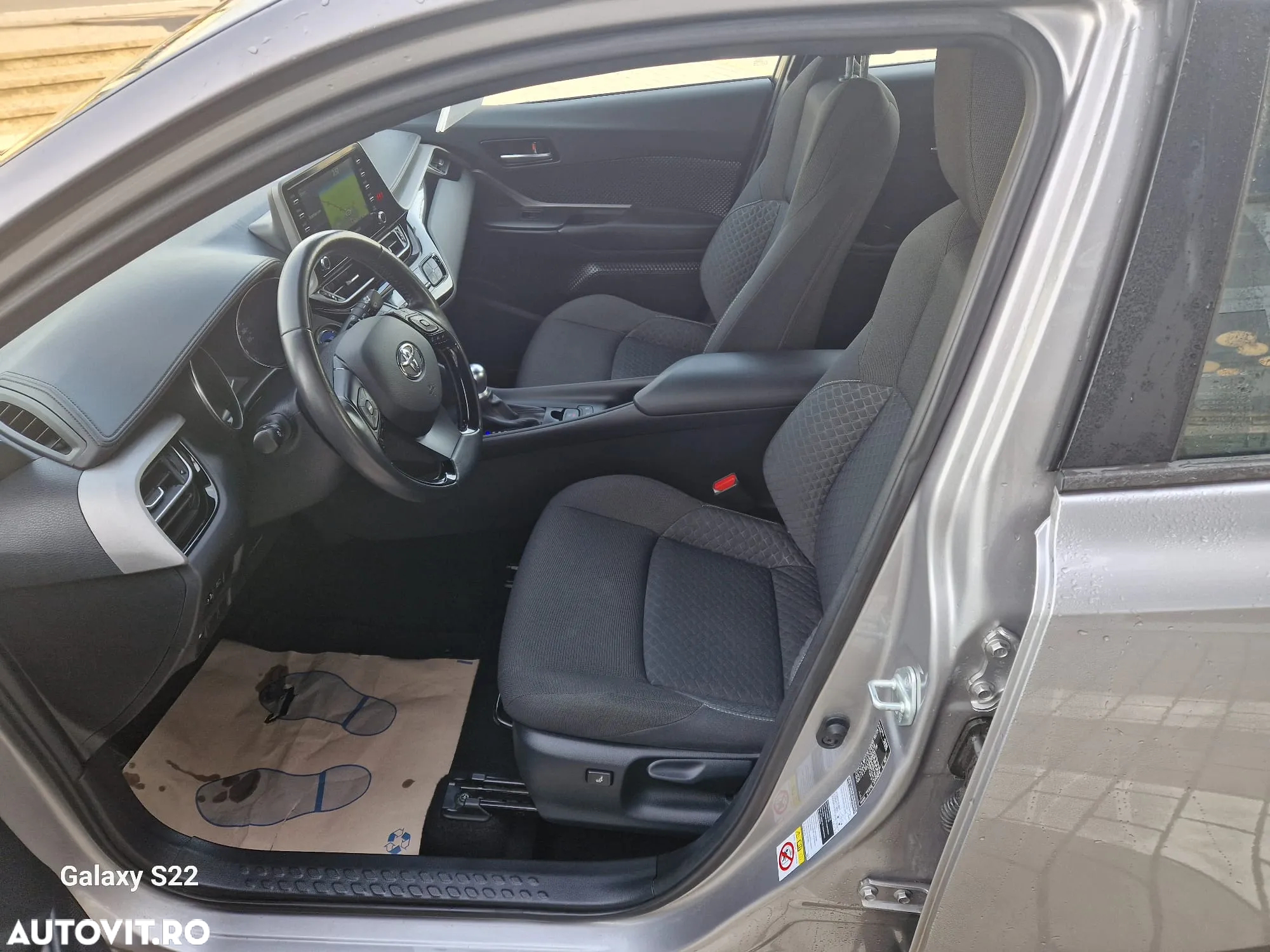Toyota C-HR 1.8 HSD 4x2 CVT C-enter - 9