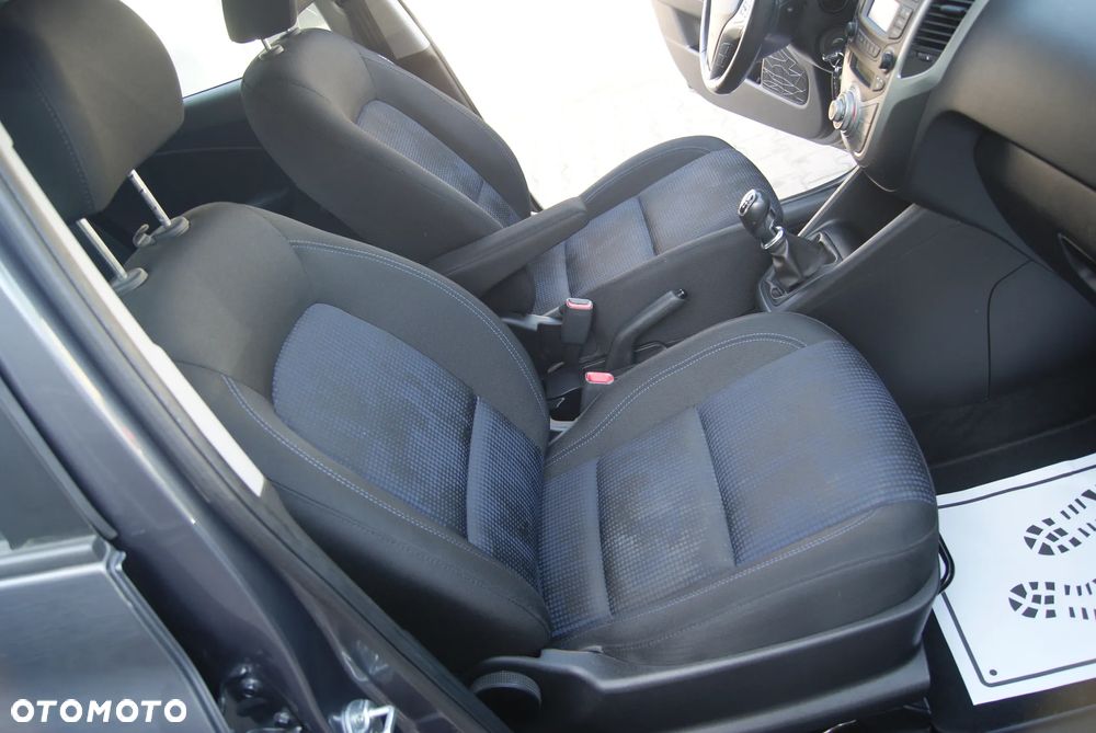 Hyundai ix20 1.4 Comfort - 20