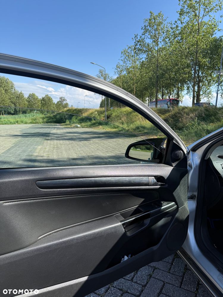 Opel Astra 1.6 Sport - 16