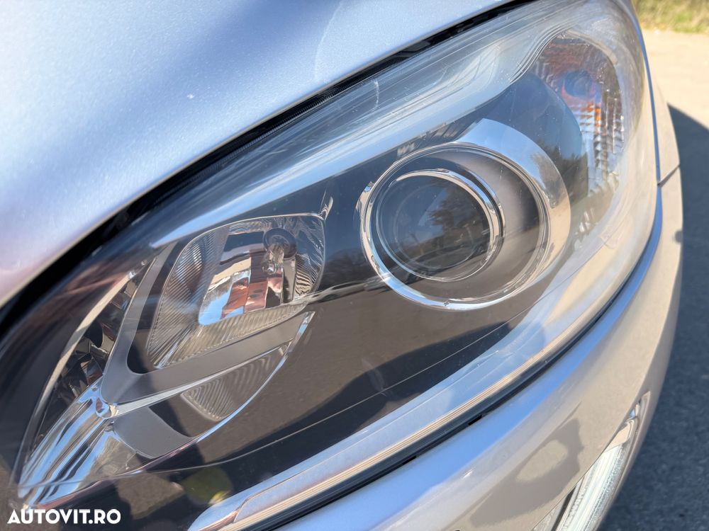 Volvo XC 60 D4 Geartronic Summum - 24