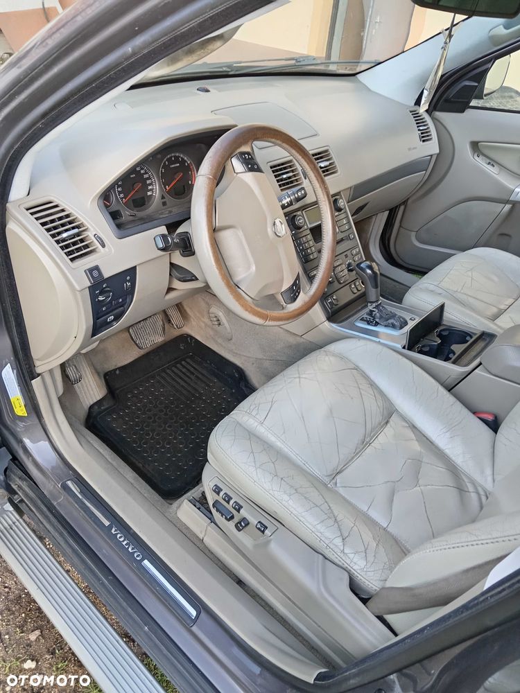 Volvo XC 90 - 7