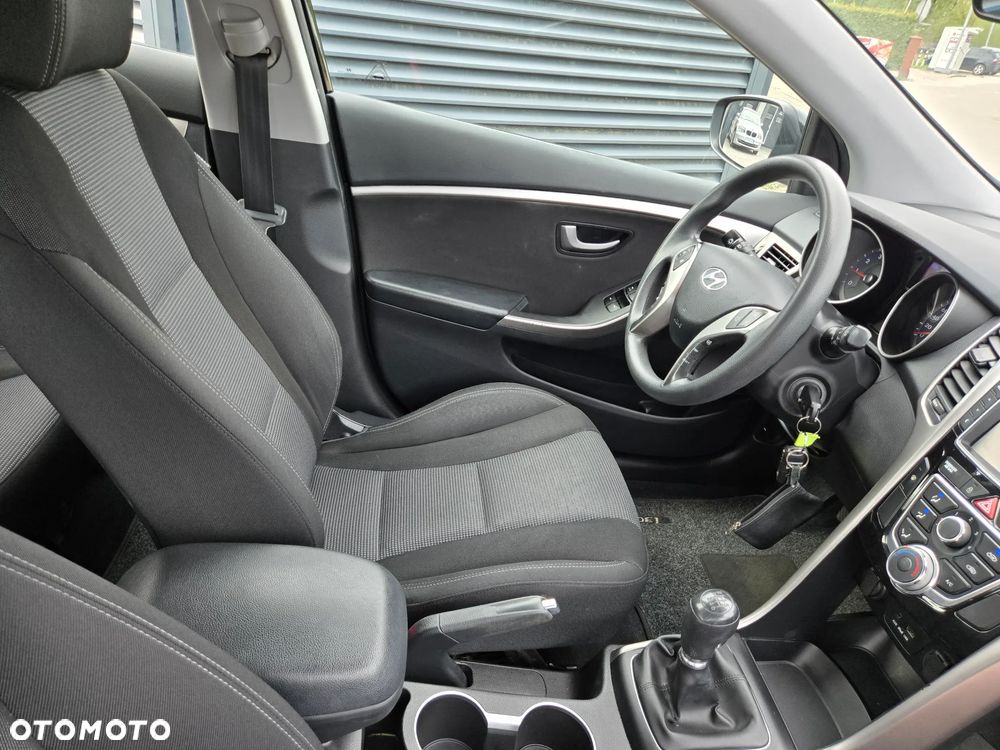 Hyundai i30 - 21