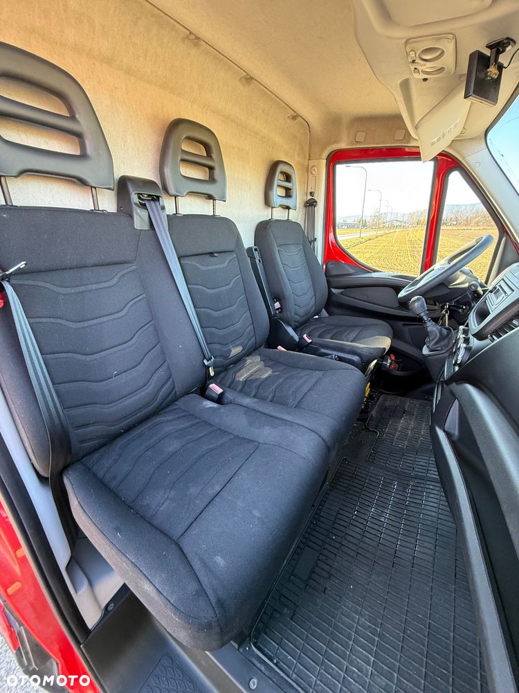 Iveco DAILY - 18