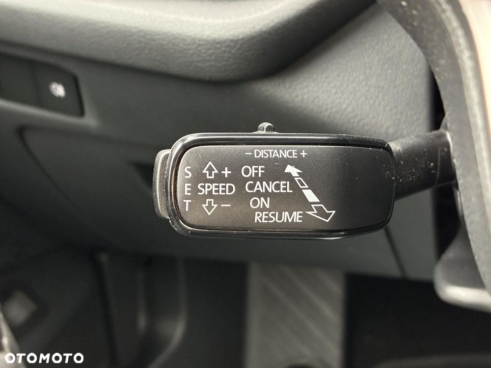 Skoda Octavia 2.0 TDI Selection DSG - 20