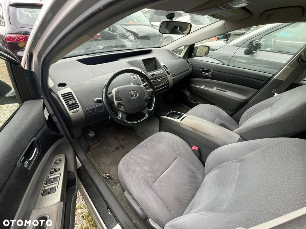 Toyota Prius 1.5 VVT-i Sol - 5