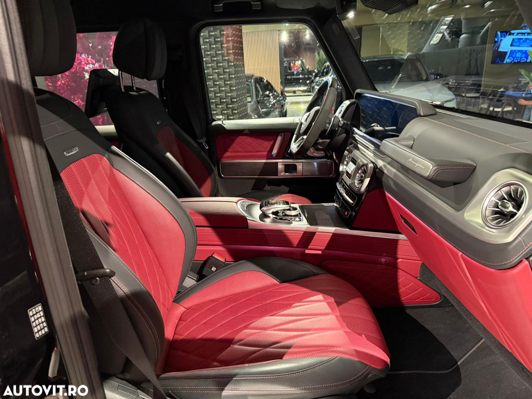 Mercedes-Benz G AMG 63 AMG Speedshift 9G-TRONIC - 26
