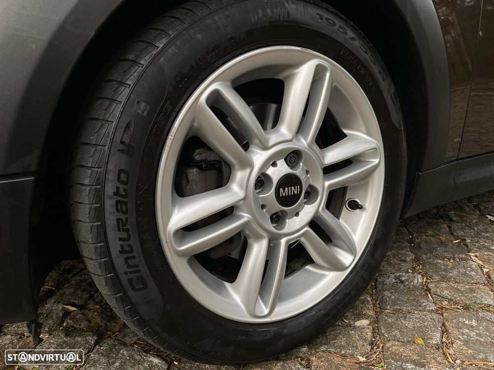 MINI 3 Portas Cooper D - 32