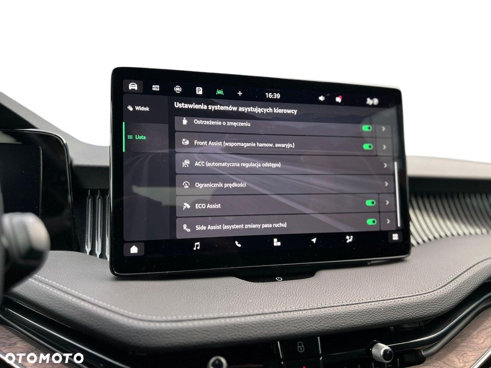 Skoda Superb 2.0 TDI SCR 4x4 L&K DSG - 18