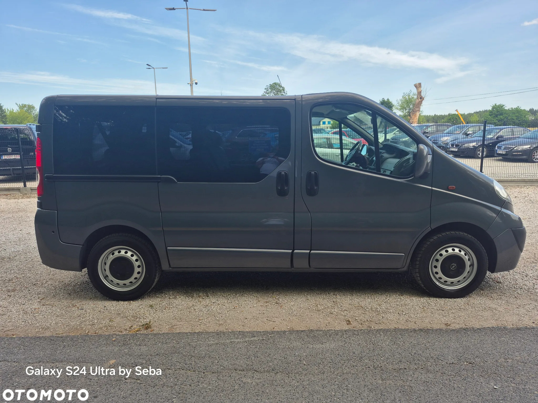 Opel Vivaro L1H1 Tour Cosmo - 4