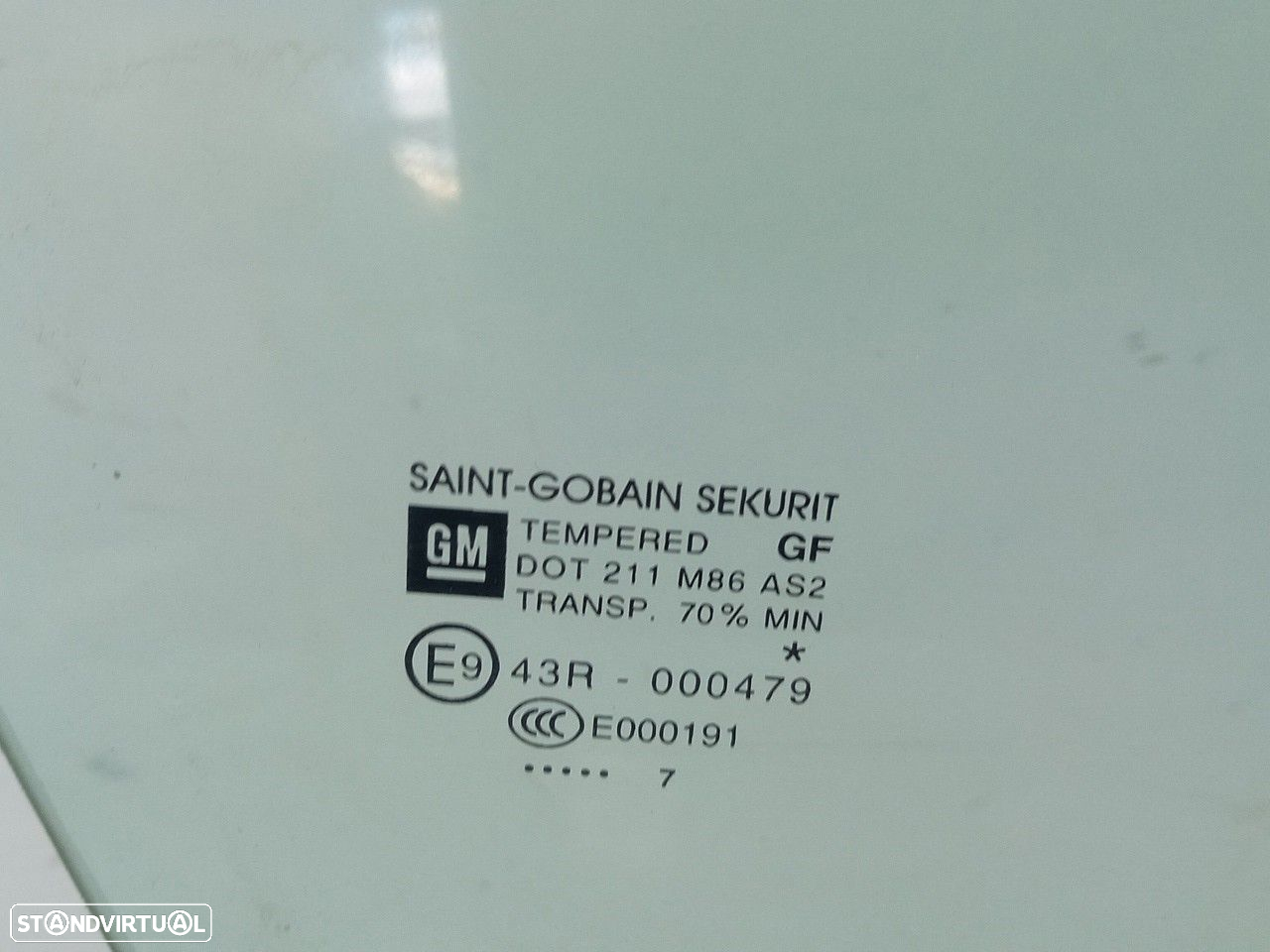 Vidro porta frente direita OPEL Corsa E - 2