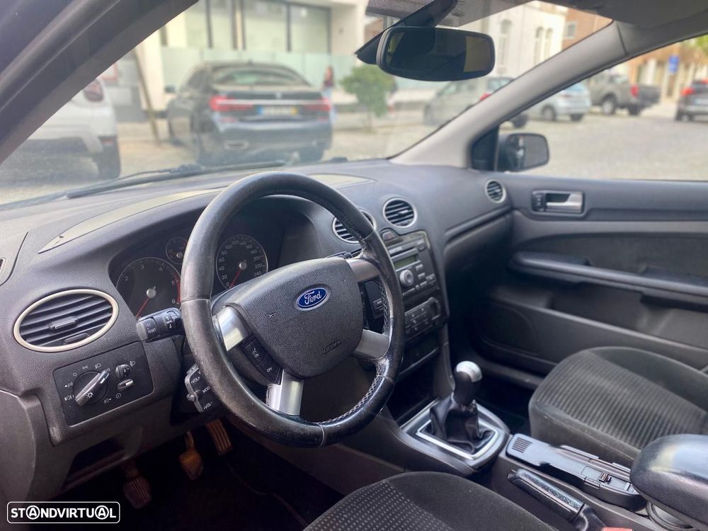 Ford Focus SW 1.6 TDCi Ambiente - 11