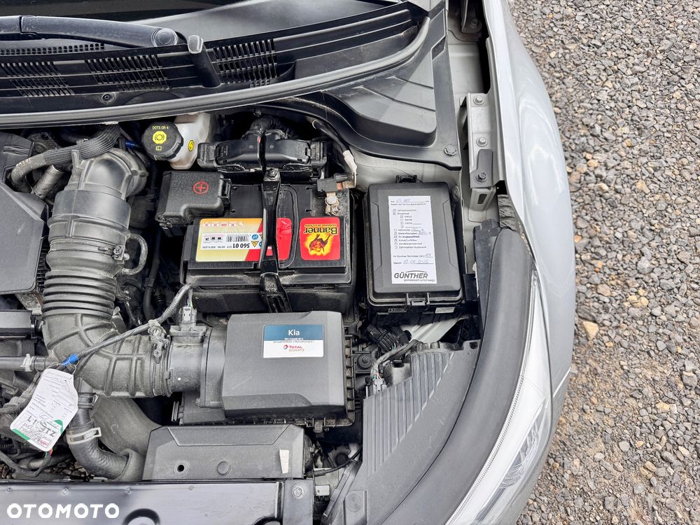 Kia Stonic - 38