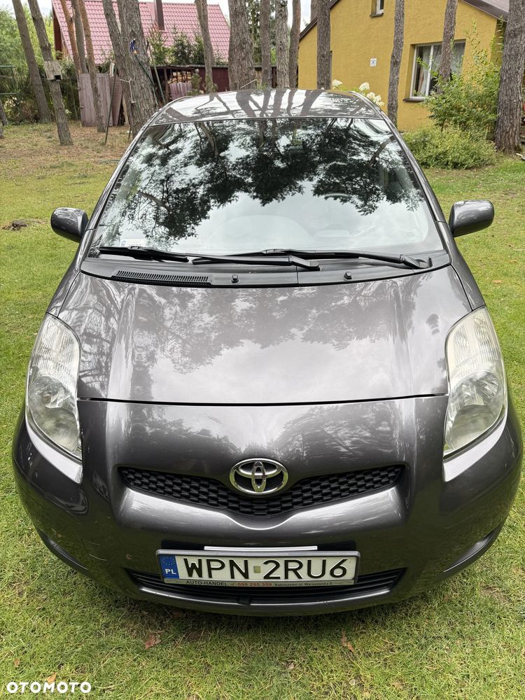 Toyota Yaris 1.33 Premium - 12
