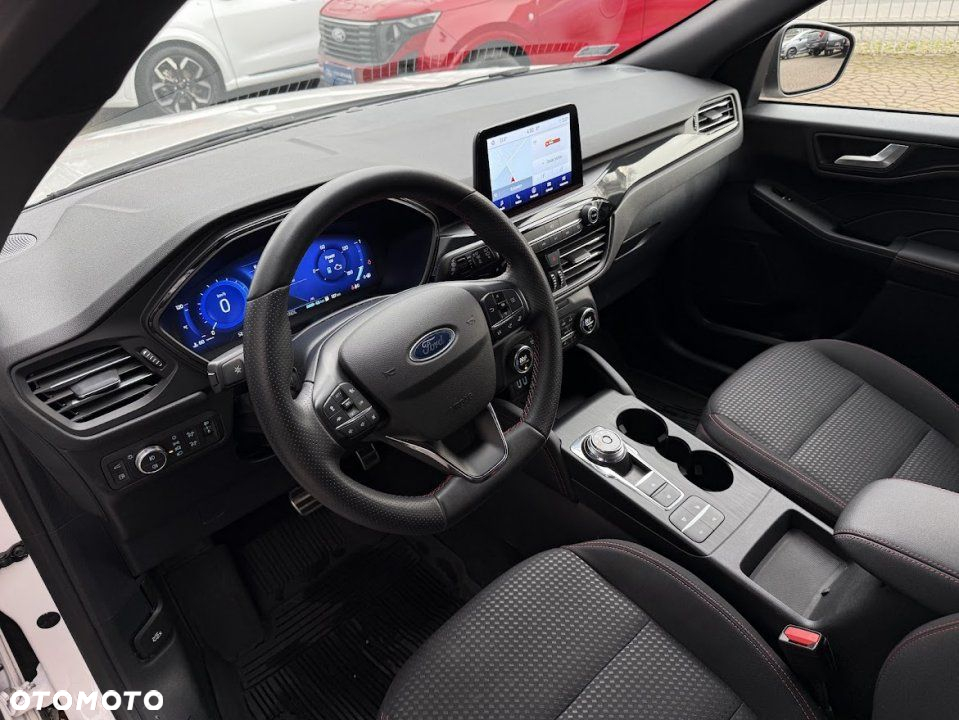 Ford Kuga - 10