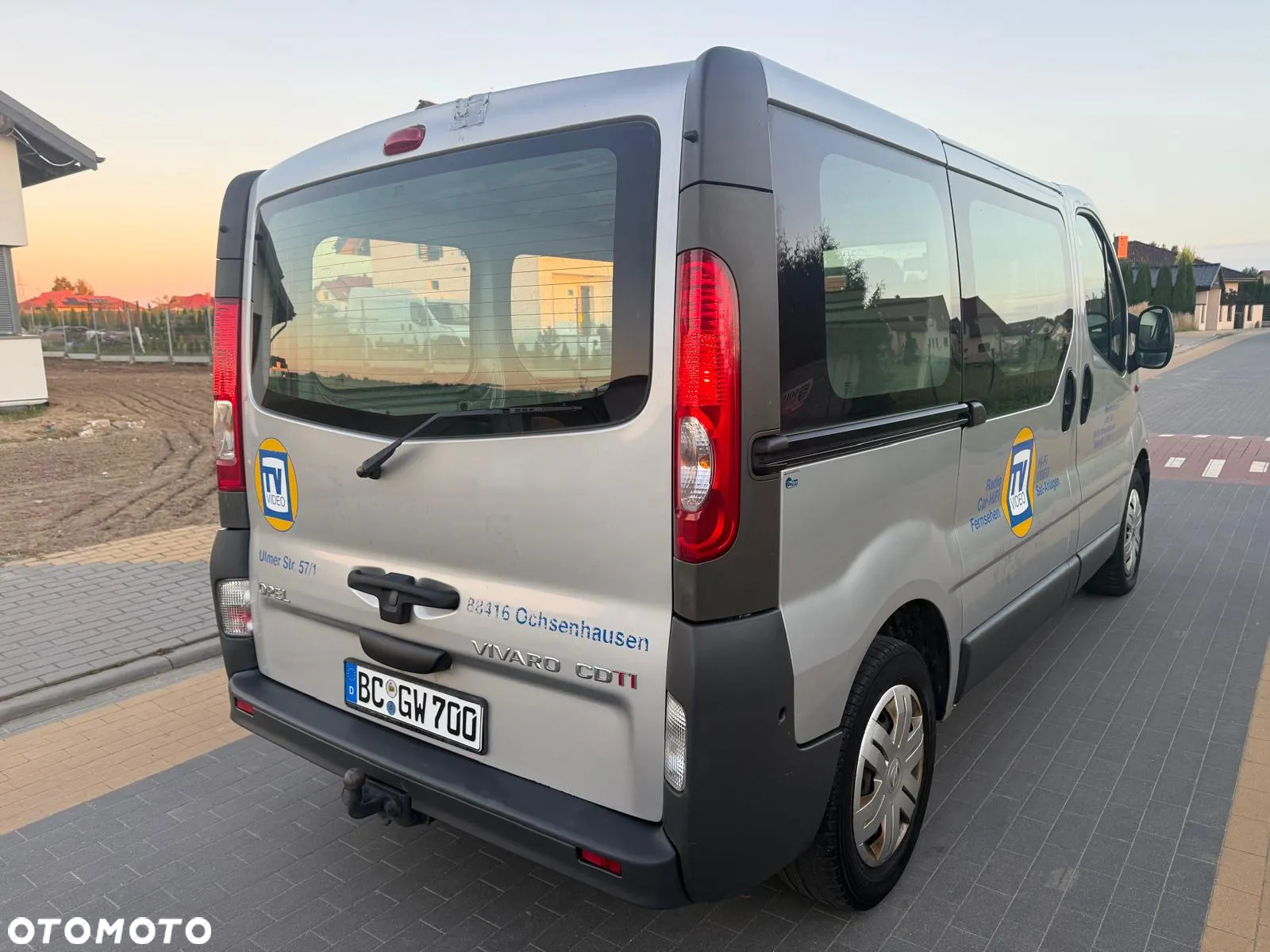 Opel Vivaro - 4