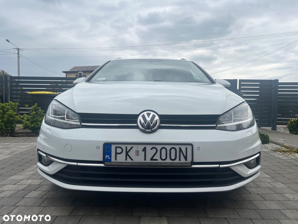 Volkswagen Golf - 2
