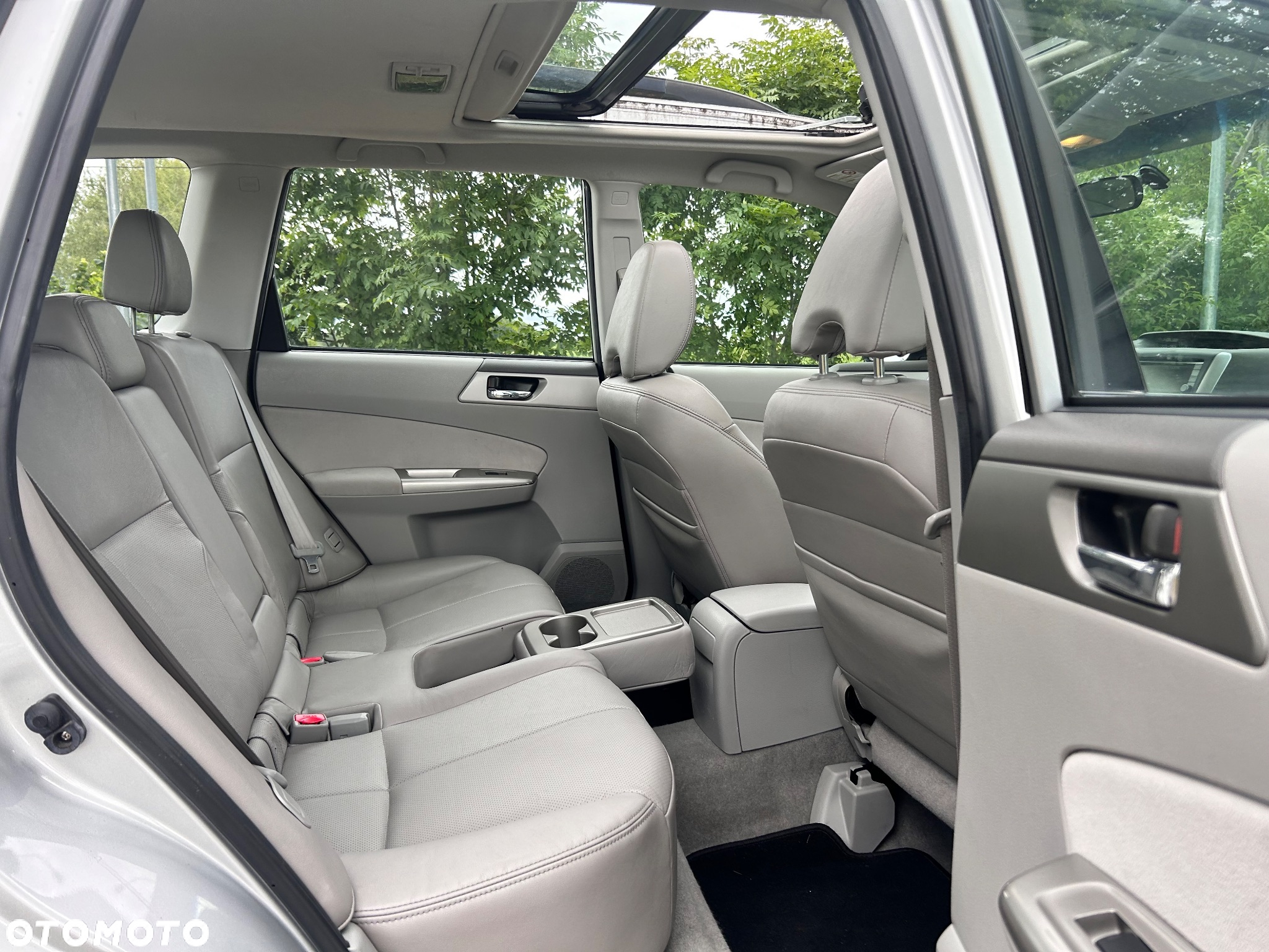 Subaru Forester 2.0i Exclusive - 23