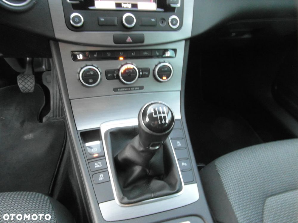 Volkswagen Passat Variant 1.4 TSI BlueMotion Technology Comfortline - 27