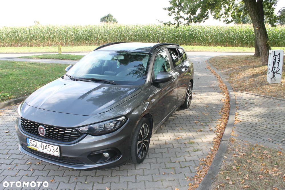 Fiat Tipo 1.4 T-Jet 16v Lounge - 1