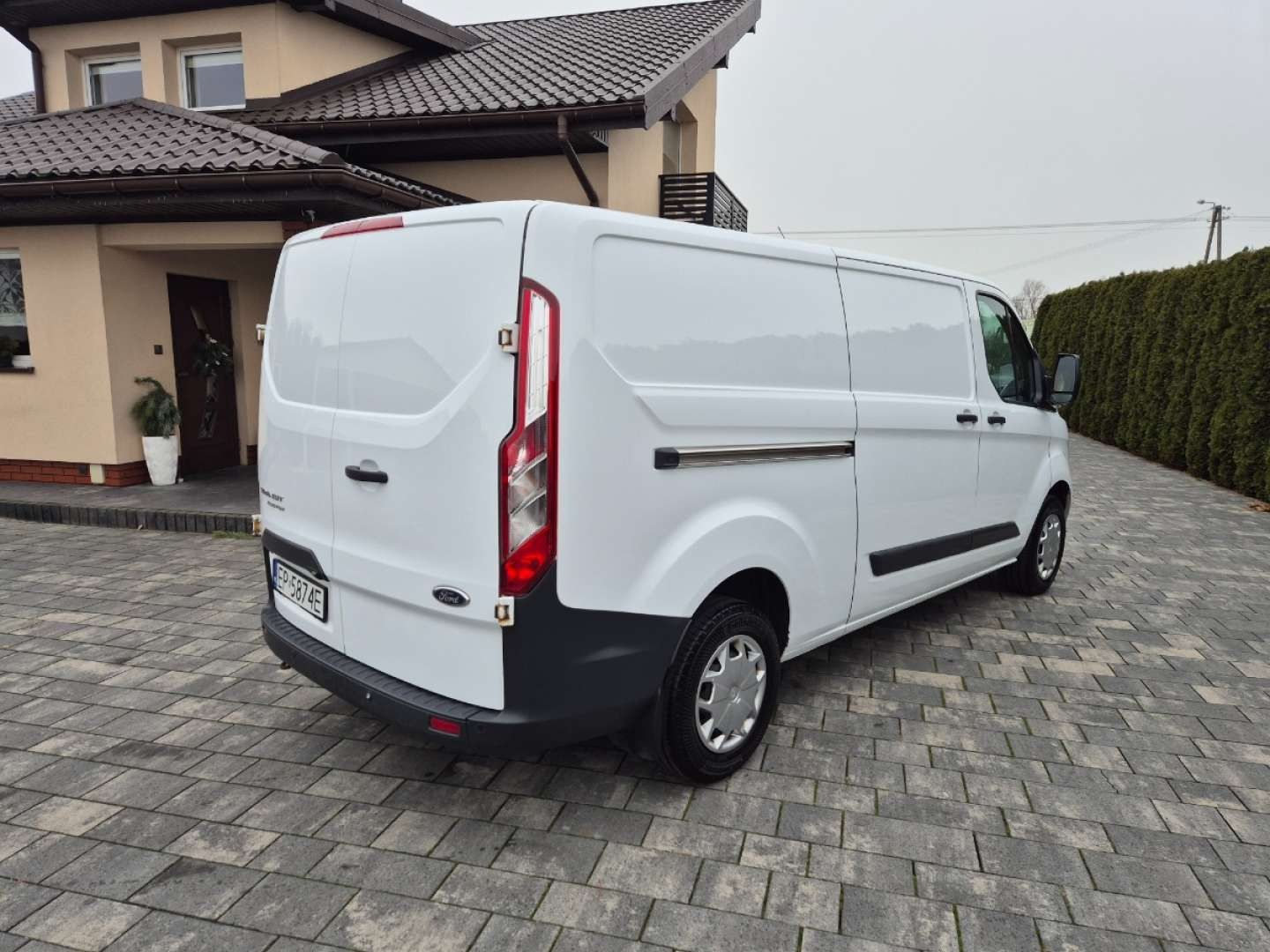 Ford Transit - 9