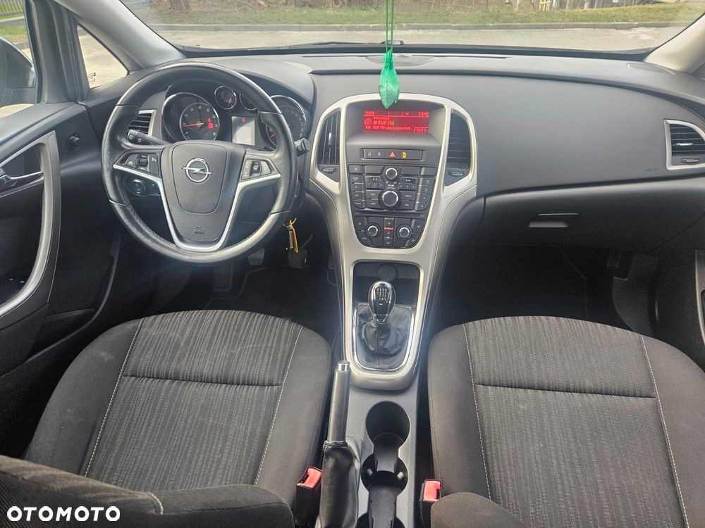 Opel Astra 1.4 Turbo - 12