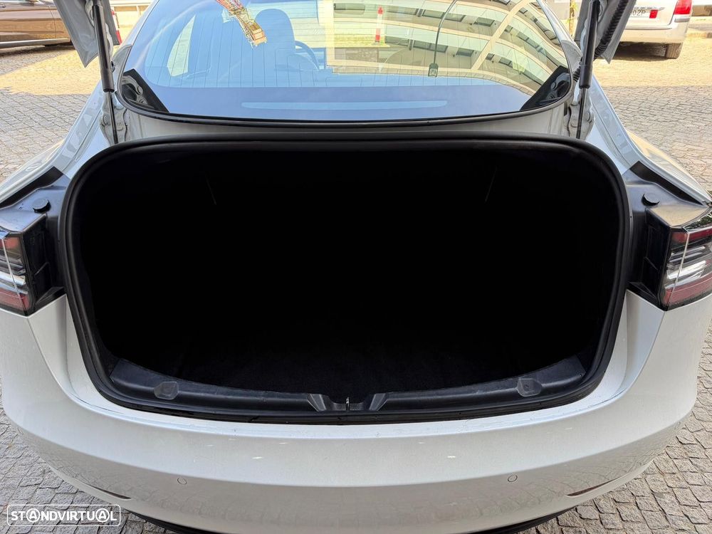 Tesla Model 3 Standard Range Plus RWD - 24