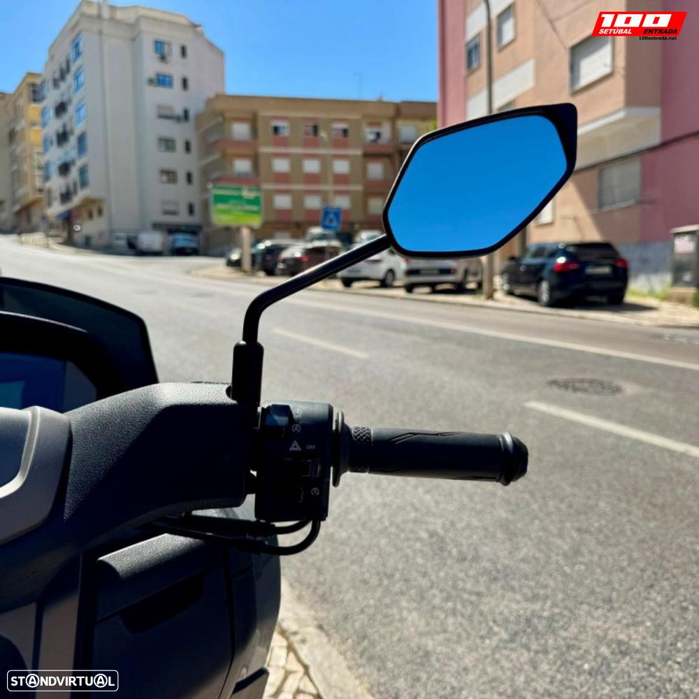 Yamaha NMAX 125 - 13