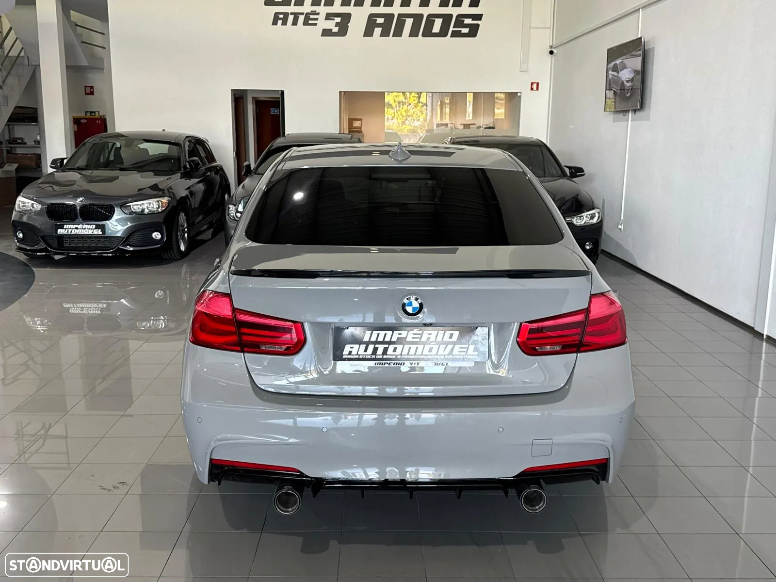 BMW 330 e iPerformance Pack M - 14