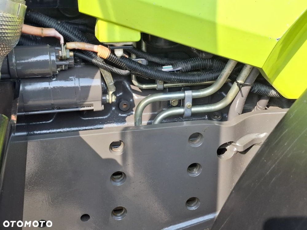 Claas Arion 620 - 12