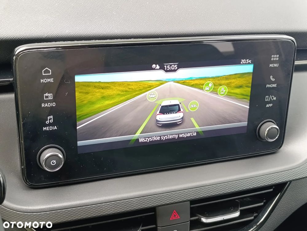 Skoda Scala 1.0 TSI Essence - 35